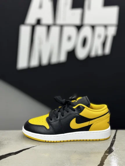 Air Jordan 1 Low