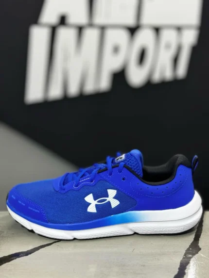 Under Armour Charged Assert